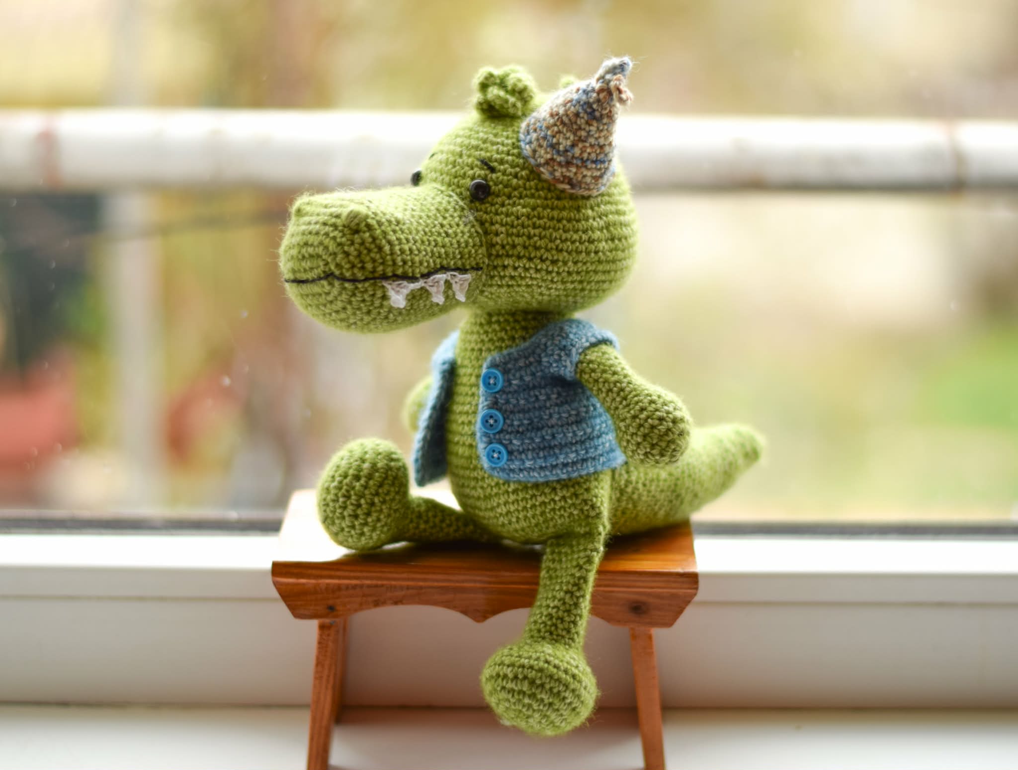 Плетена играчка алигатора Трифон, амигуруми, ръчна изработка