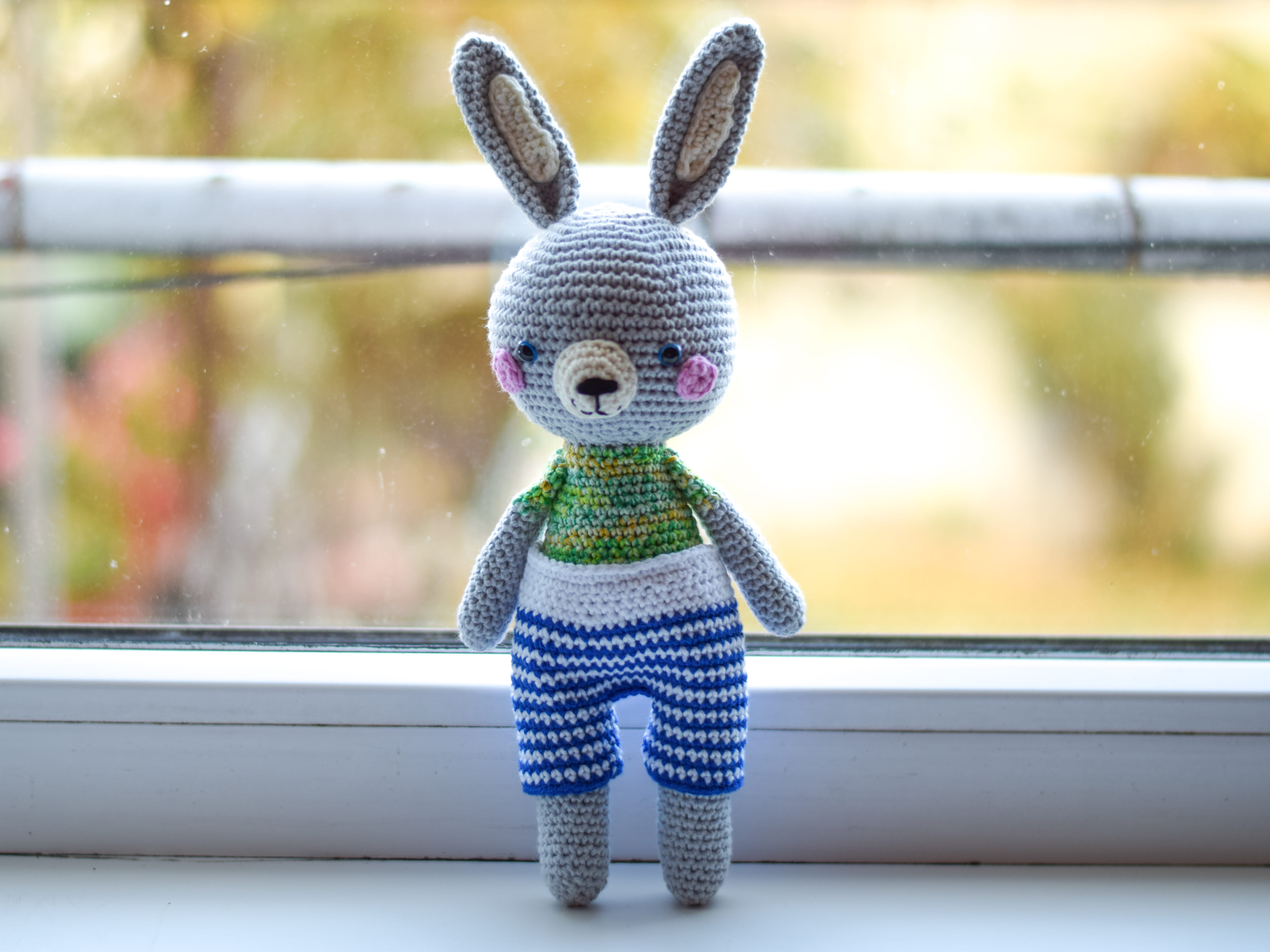 Плетена играчка зайчето Аспарух, амигуруми,  ръчна изработка 