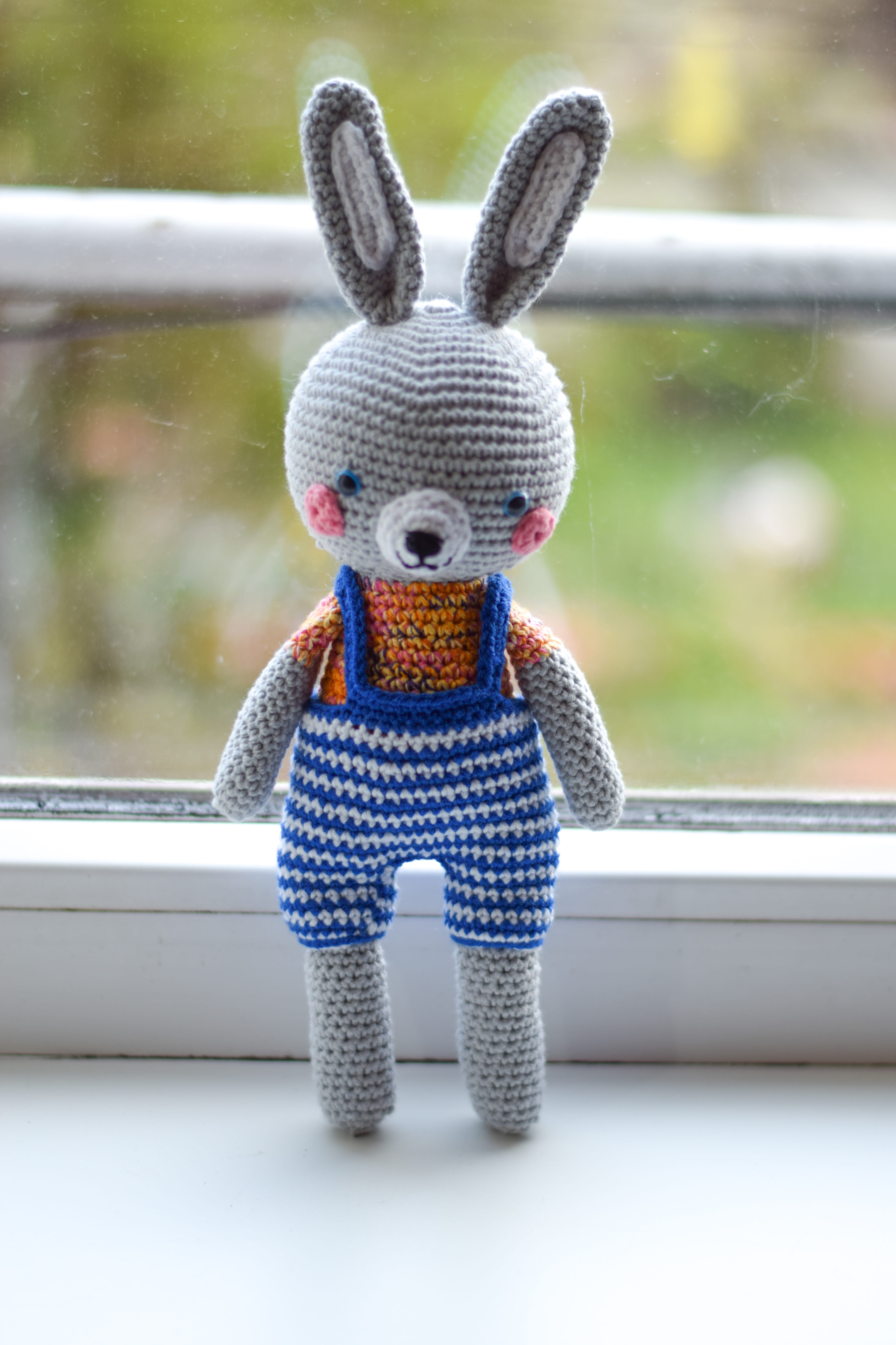 Плетена играчка зайчето Аспарух, амигуруми,  ръчна изработка 