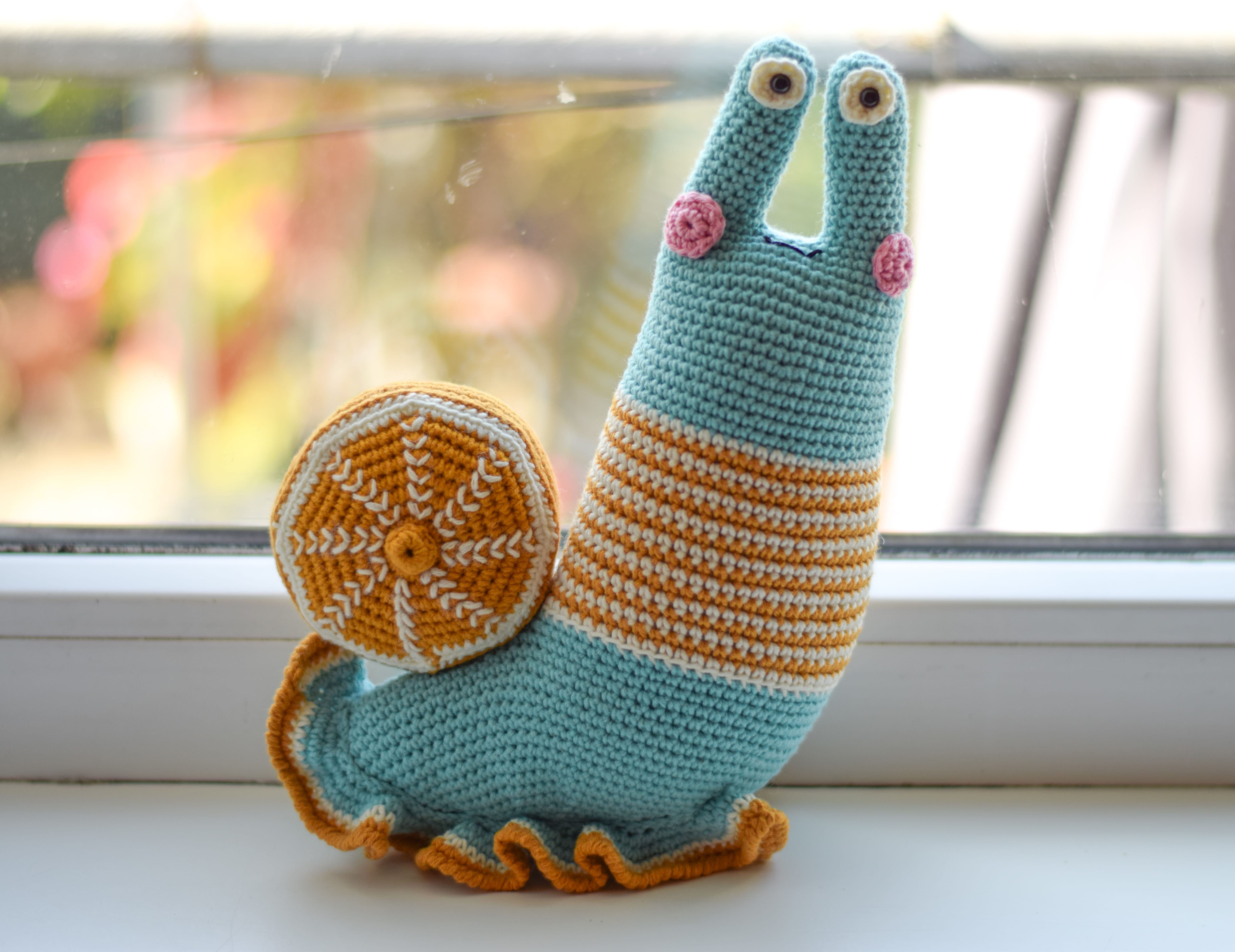 Ръчно плетена играчка Охлюв – Амигуруми, ръчна изработка от памук