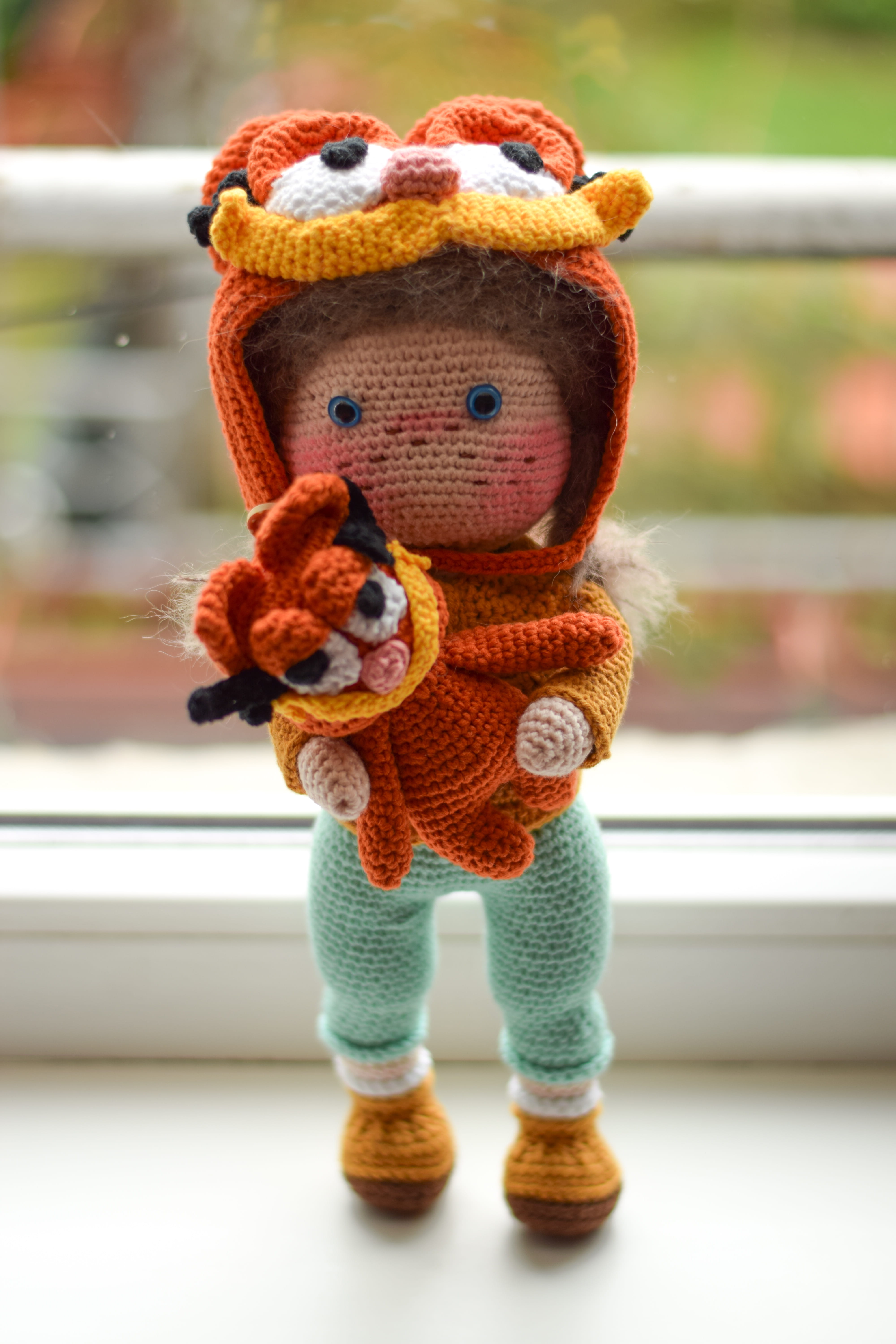 Плетена кукла Йоана с Гарфийлд, амигуруми,  ръчна изработка 