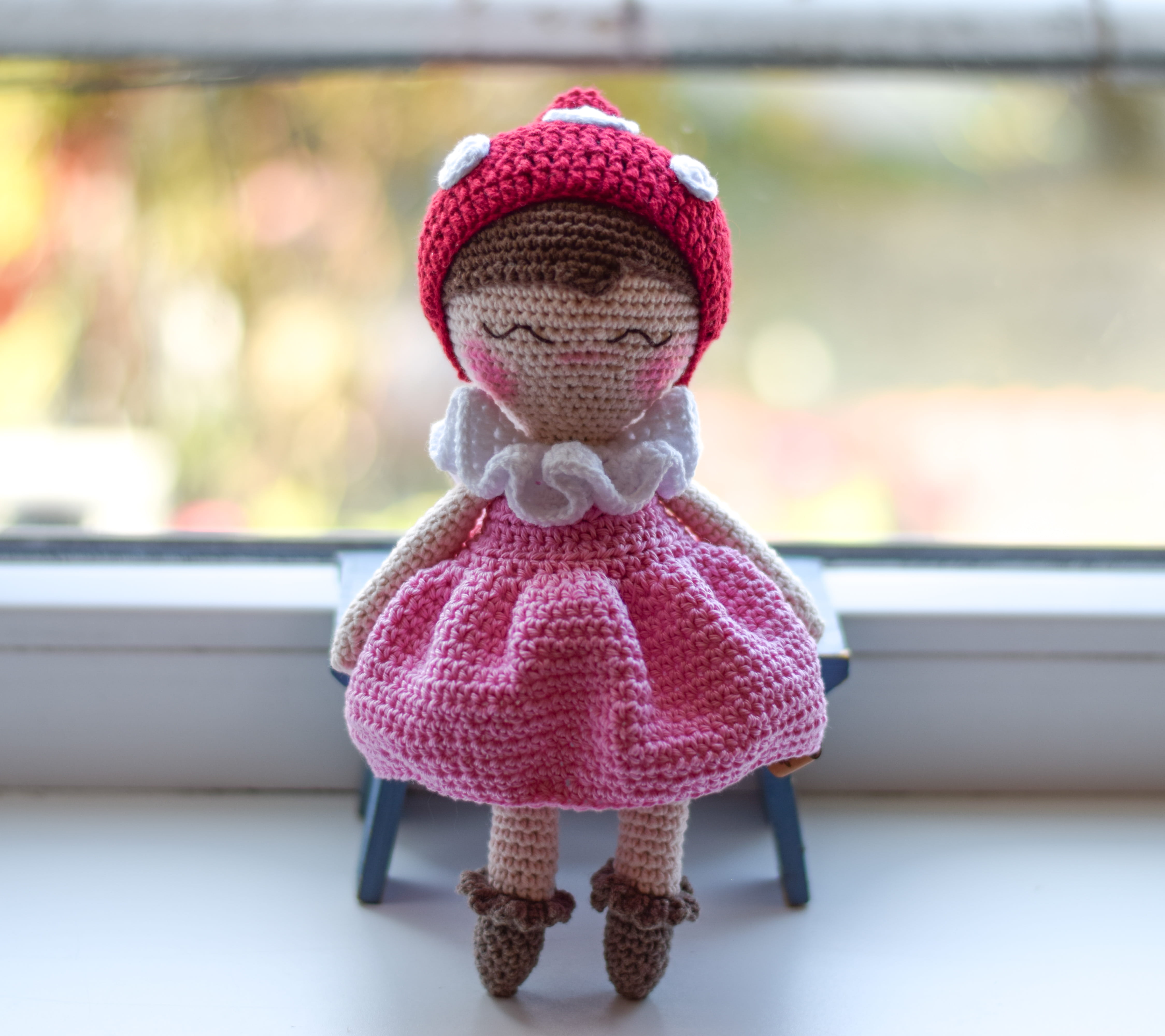 Плетена кукла Лилия, амигуруми,  ръчна изработка 