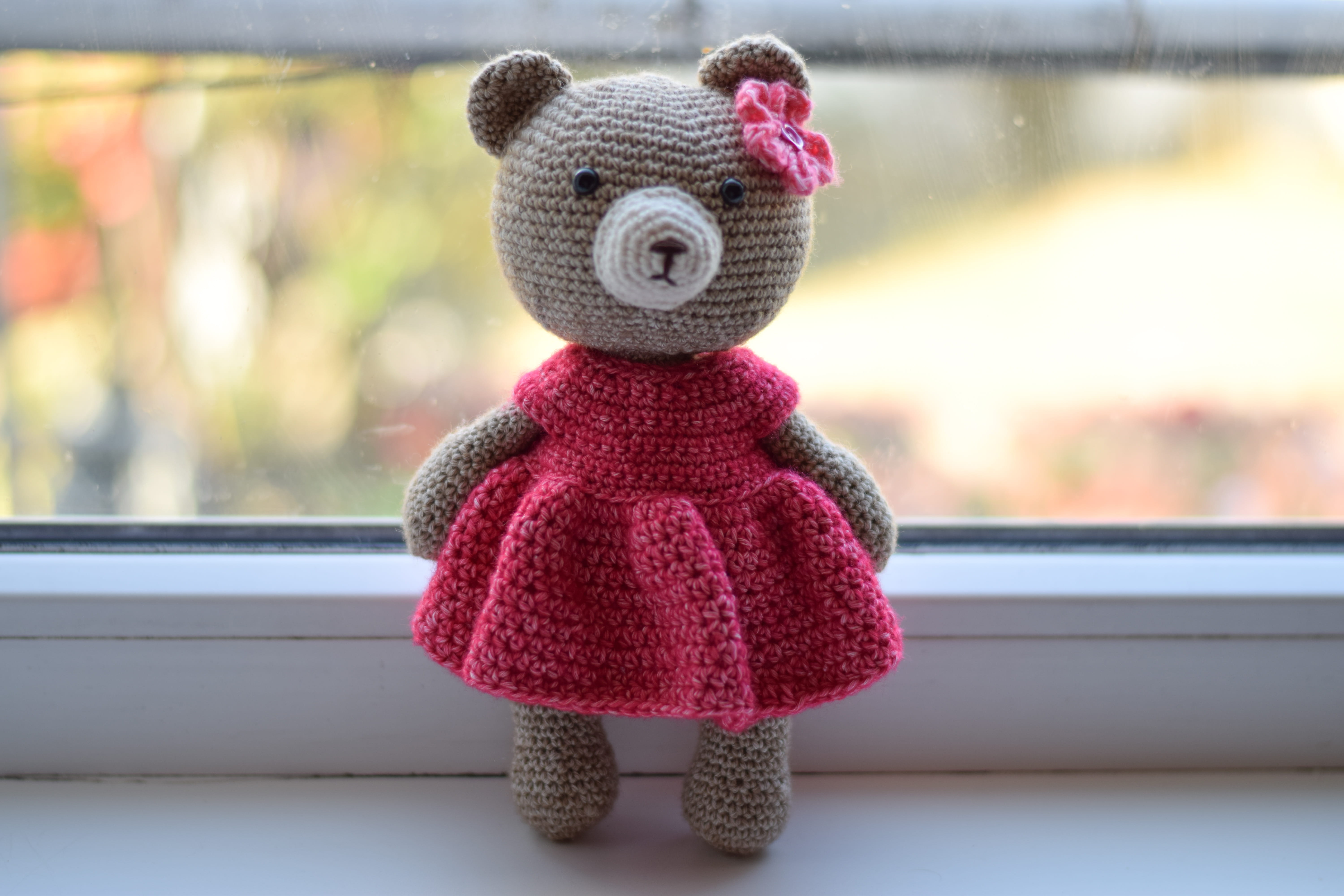 Плетена играчка мечето Мери, амигуруми,  ръчна изработка,  подарък за дете 