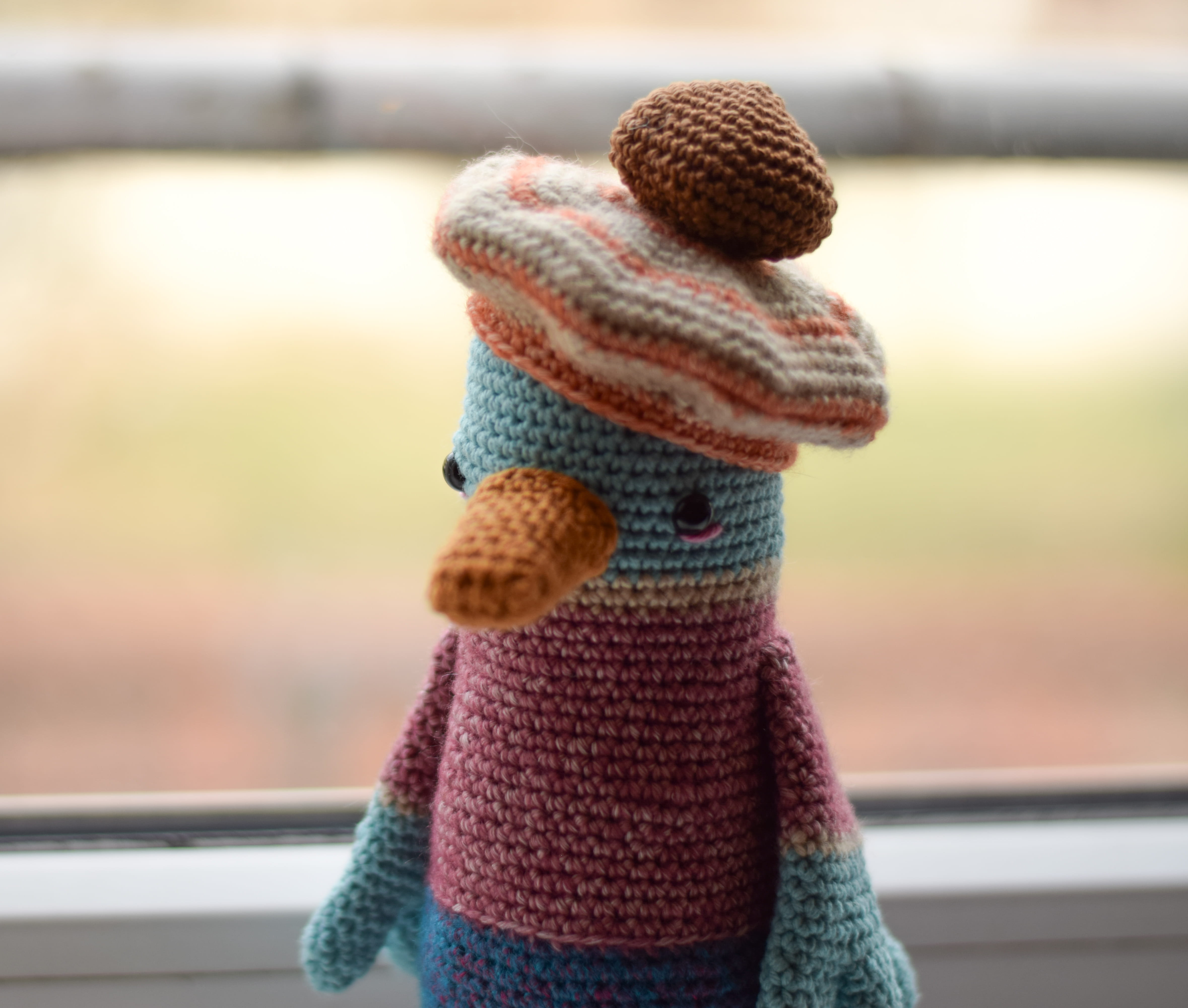 Плетена играчка патока Наско, амигуруми,  ръчна изработка 