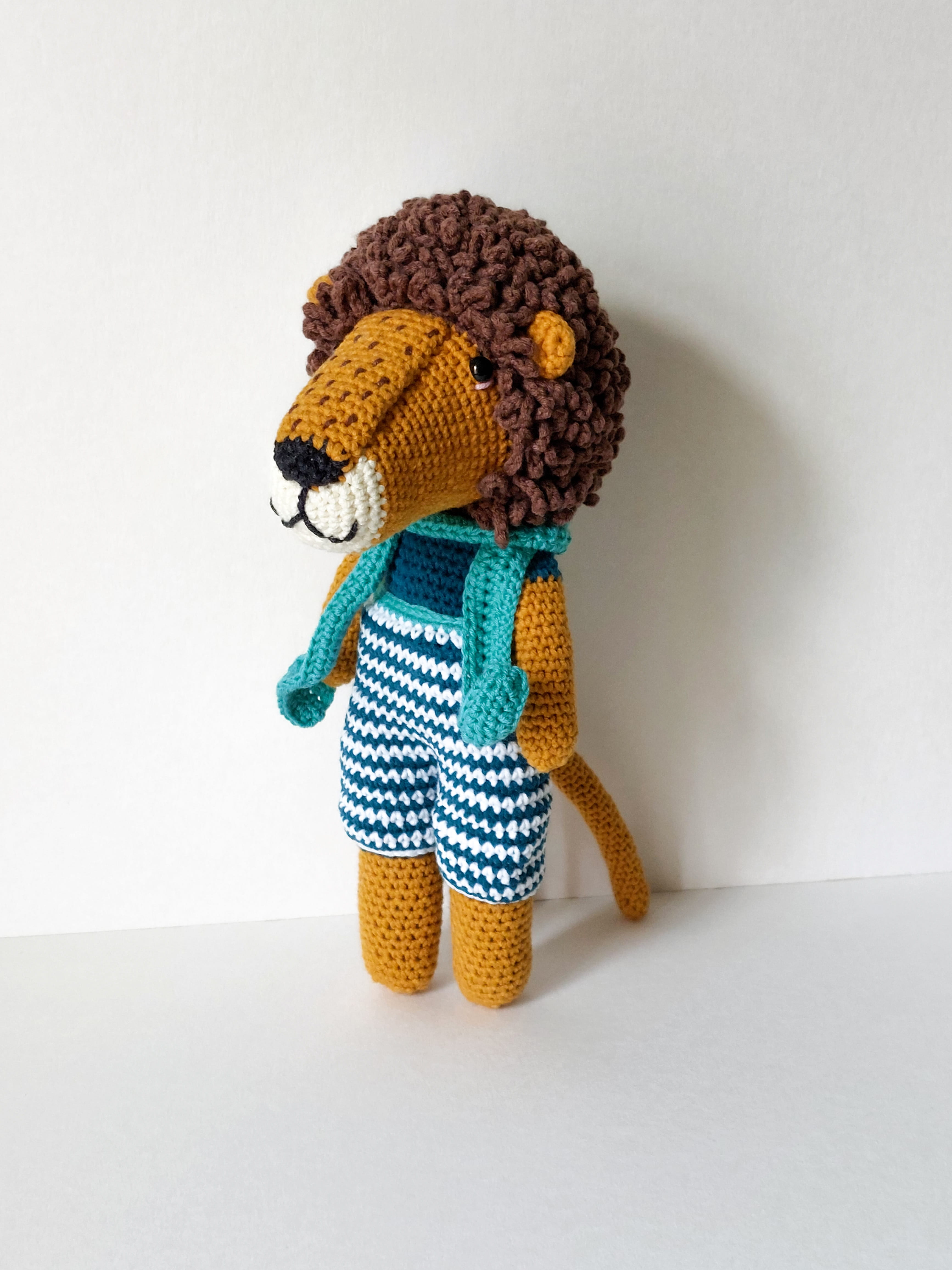 Плетена играчка лъвът Петър, амигуруми,  ръчна изработка 