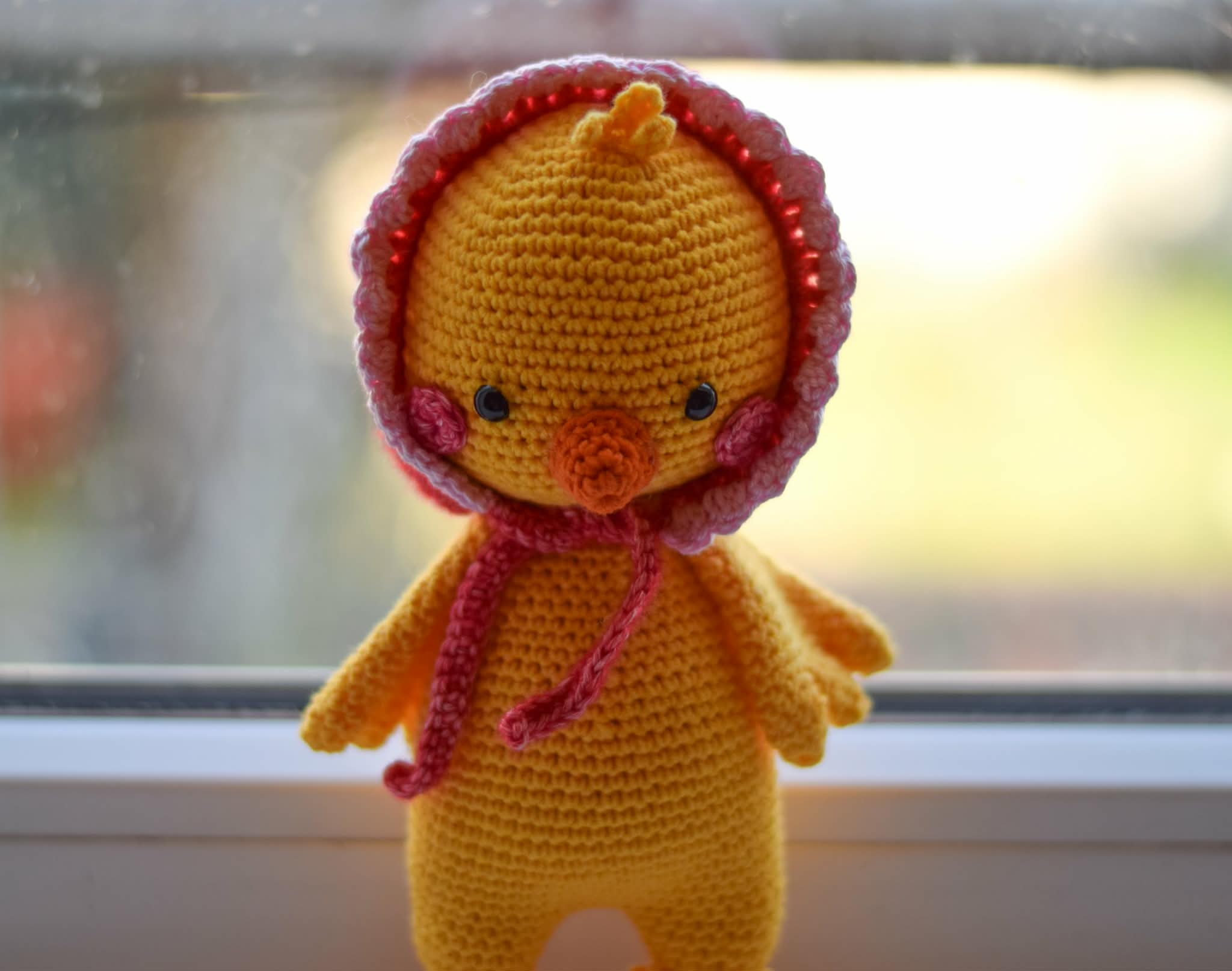 Плетена играчка патето Рая, амигуруми,  ръчна изработка 