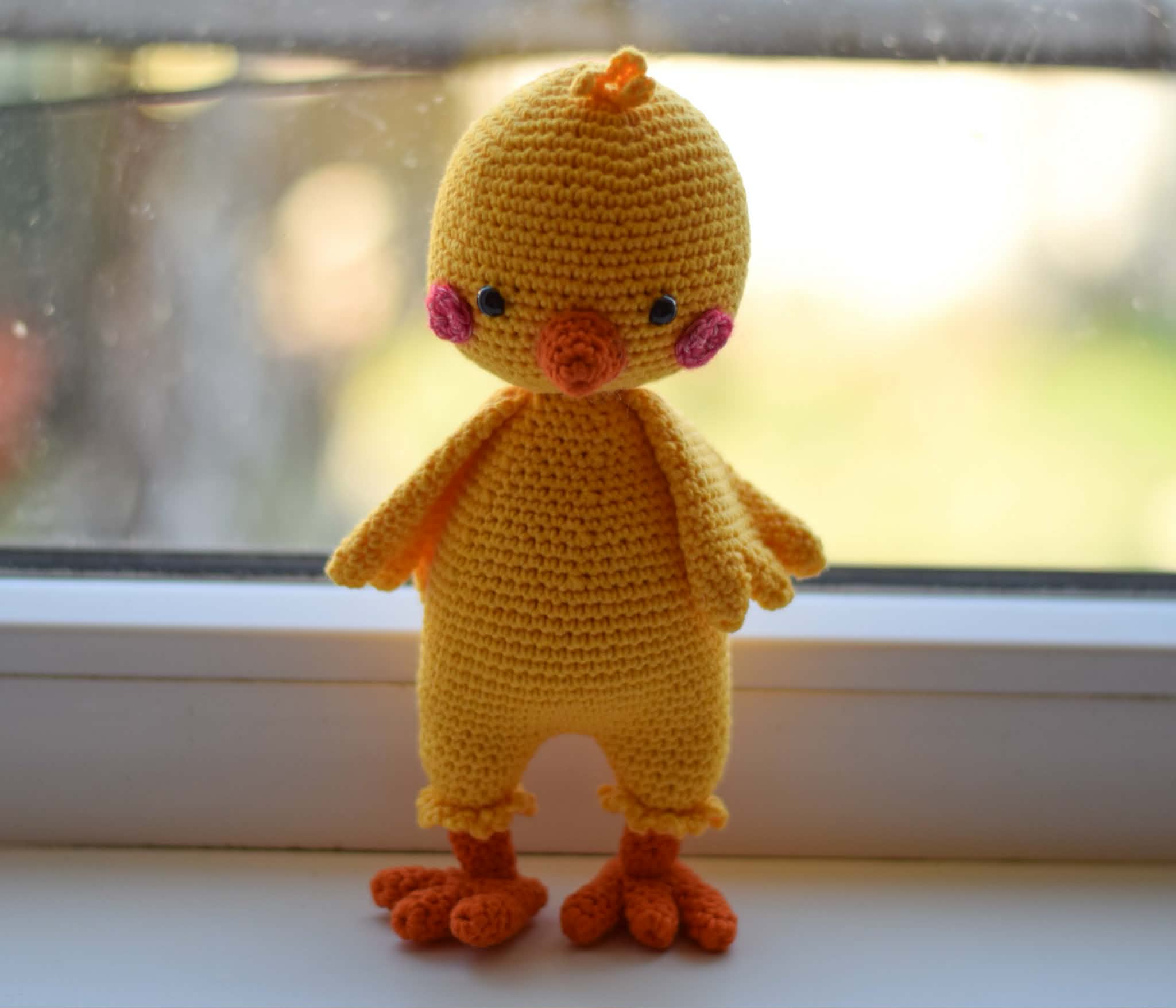 Плетена играчка патето Рая, амигуруми,  ръчна изработка 