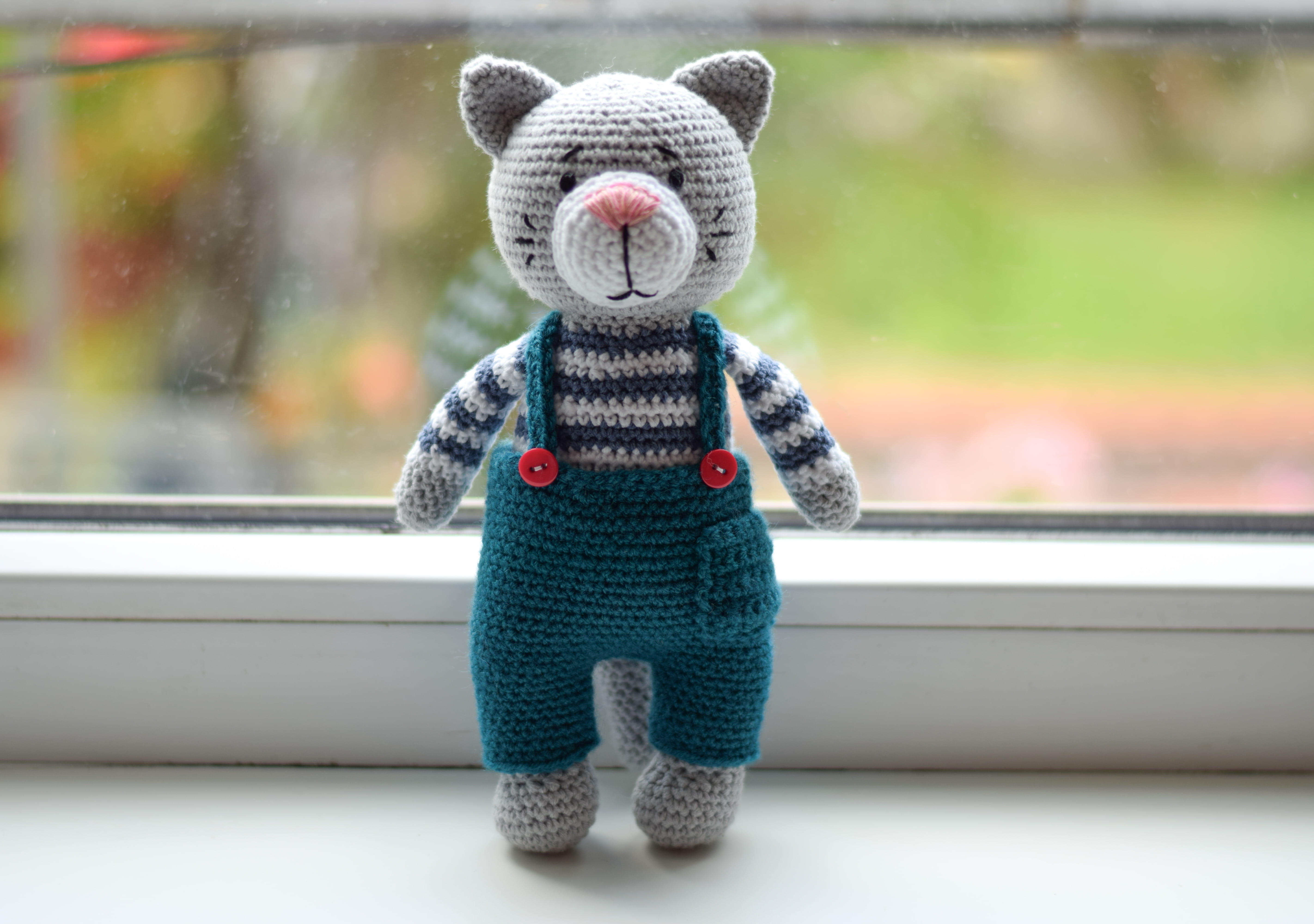 Плетена играчка котката Спас, амигуруми,  ръчна изработка 