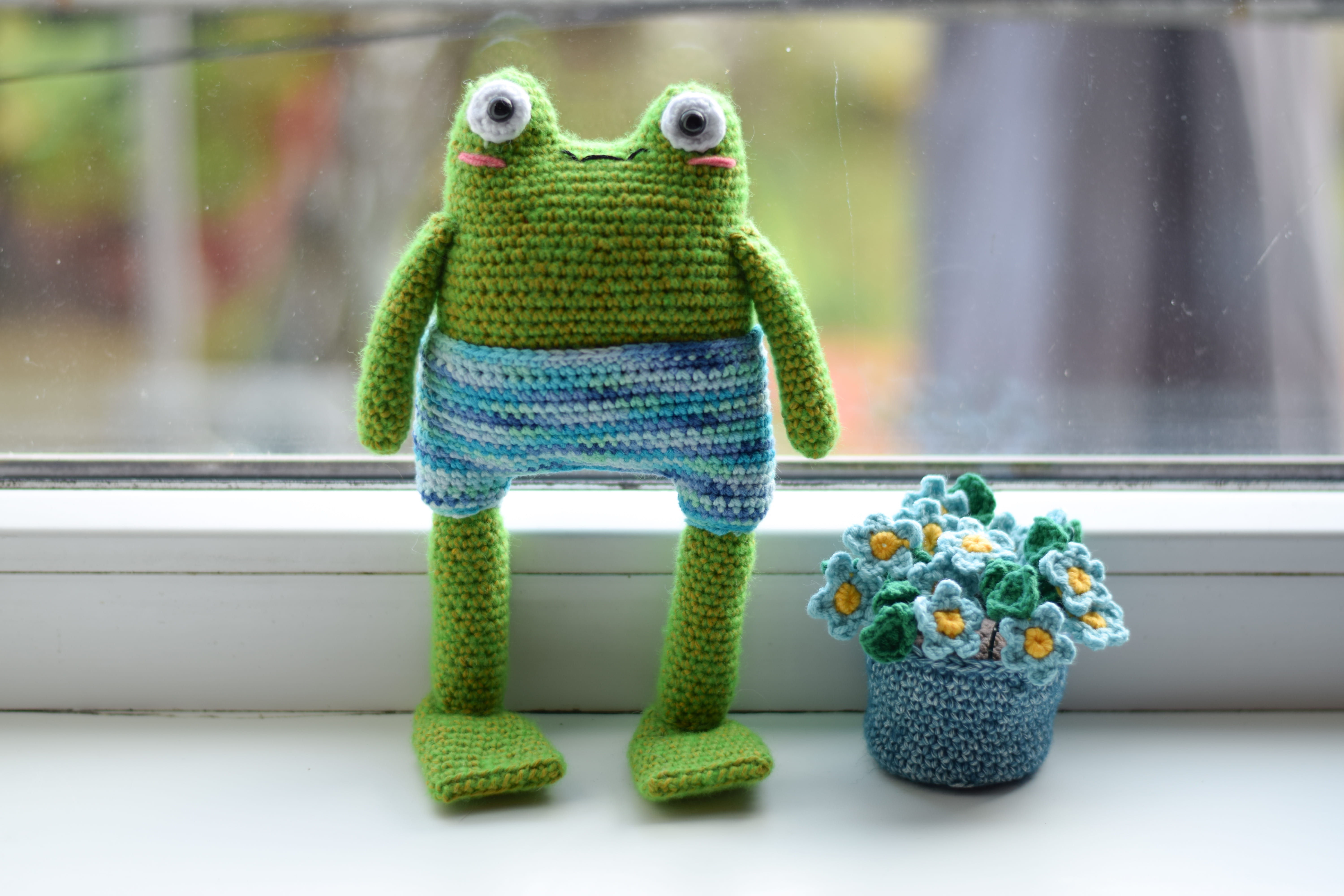 Плетена играчка жабока Виктор, амигуруми,  ръчна изработка 